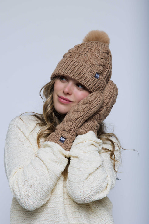 Marshmallow-Cabled Lined Mitts